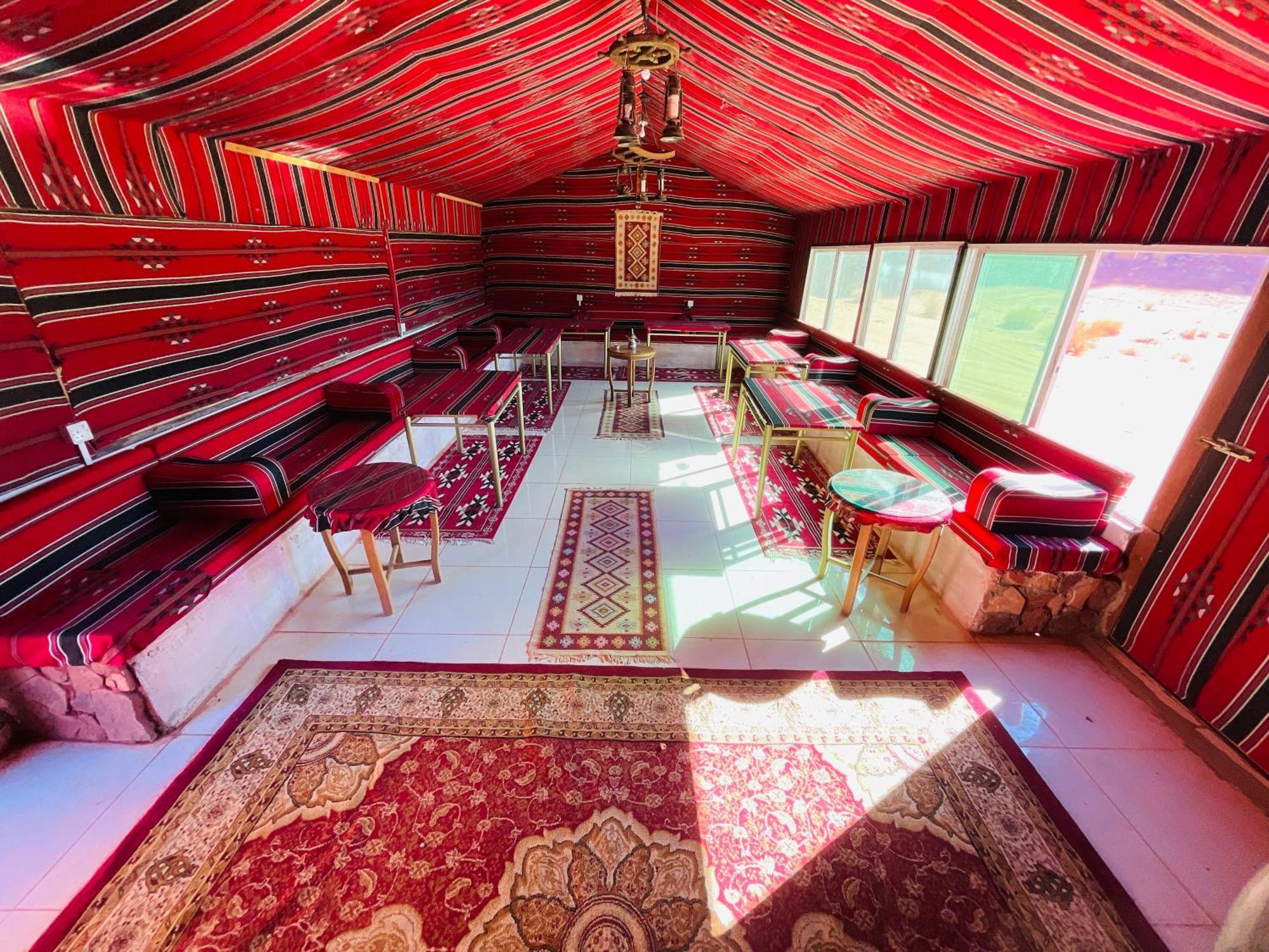 Desert Rock Camp Wadi Rum Exterior foto